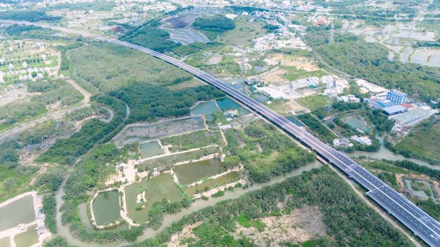 Thông tin báo chí về Phương án tổ chức giao thông tạm thời Đoạn Km0+700 - Km21+850 và Đoạn Km50+530 - Km57+581 thuộc Dự án đầu tư xây dựng đường cao tốc Bến Lức - Long Thành