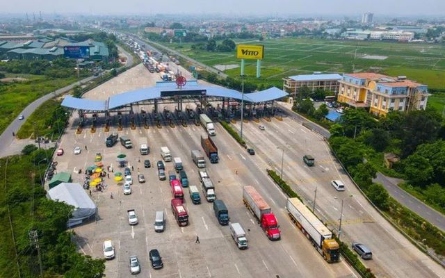 Từ 1/10/2025: Không chuyển đổi sang tài khoản giao thông, hơn 4 triệu ô tô sẽ không được qua trạm thu phí