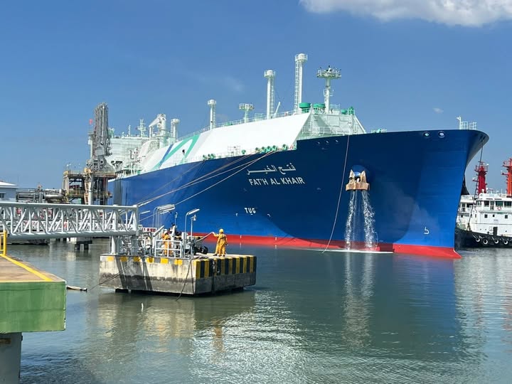 TÀU CHỞ 63.000 TẤN LNG* CỦA PV GAS ĐÃ AN TOÀN VỀ TỚI TPHCM